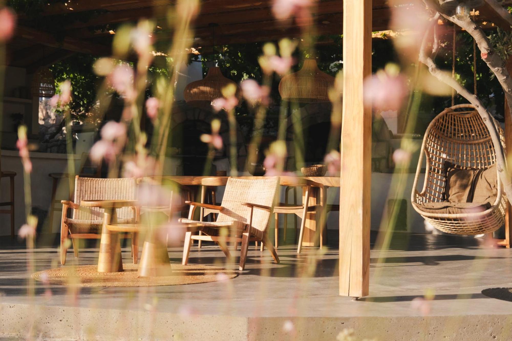Iliana Olive Branch Apartment Adamantas  ภายนอก รูปภาพ